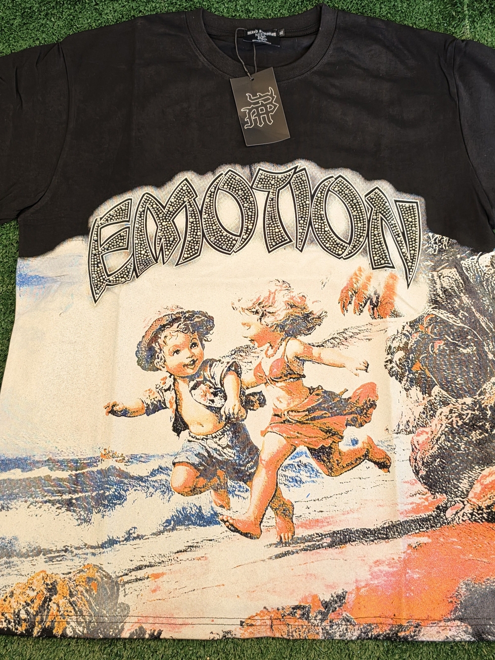 Mixed Emotion Graphic T-Shirt – Black XL